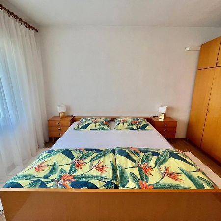 Apartments Jadranka Dramalj Bagian luar foto