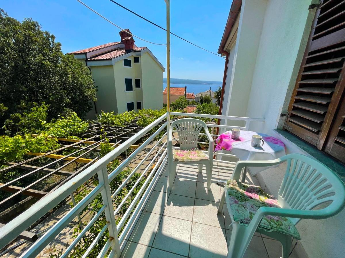 Apartments Jadranka Dramalj Bagian luar foto