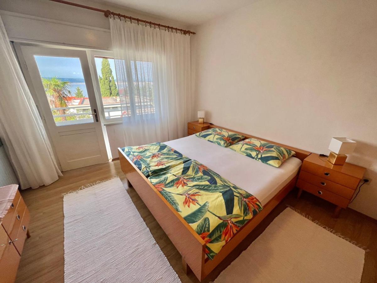 Apartments Jadranka Dramalj Bagian luar foto