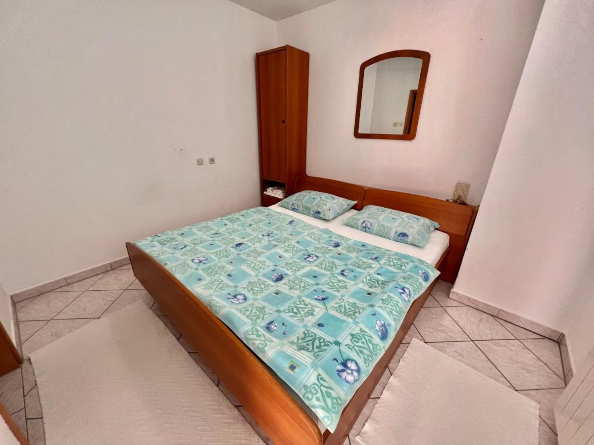 Apartments Jadranka Dramalj Bagian luar foto